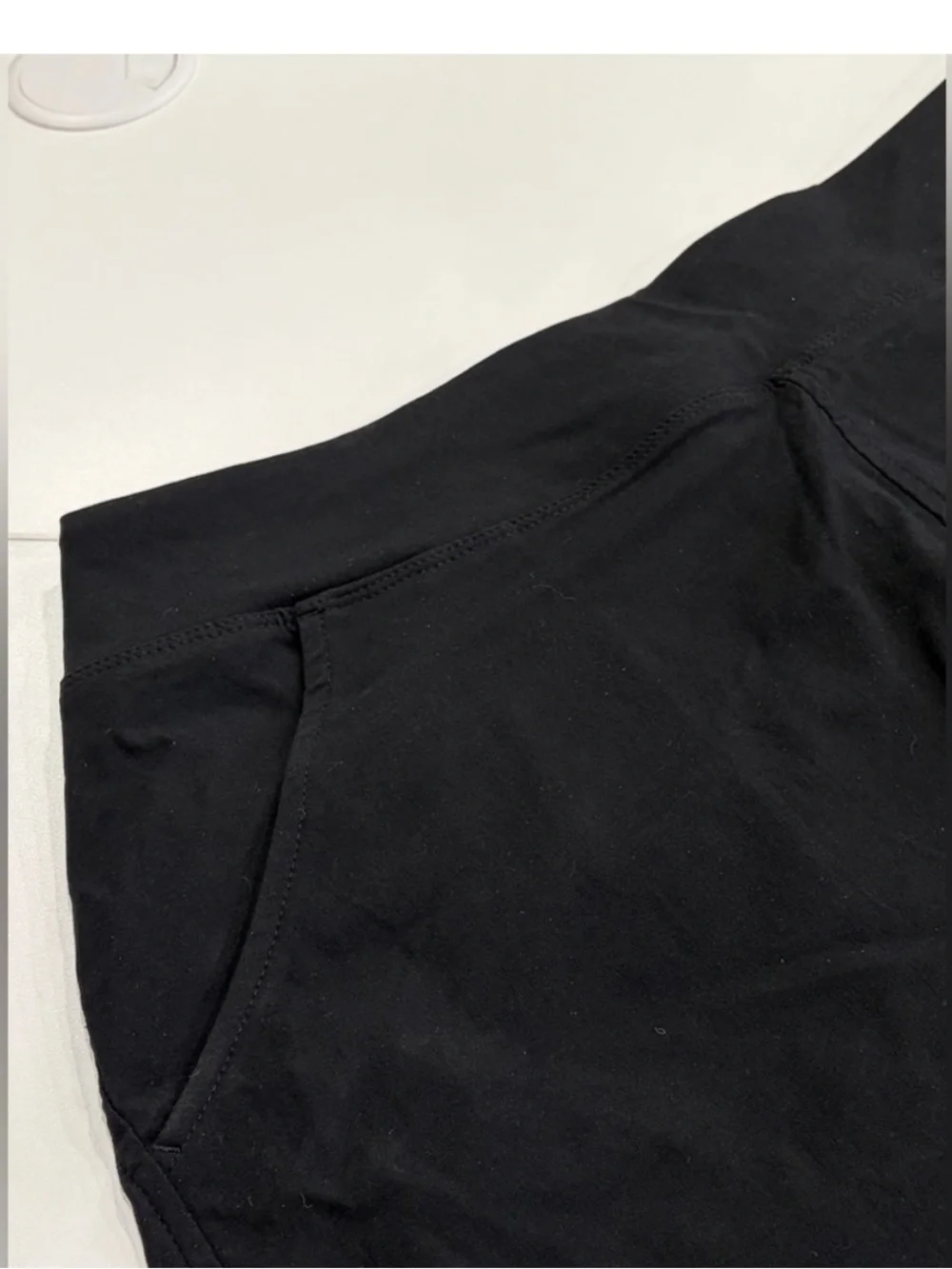 Mountain Hardwear Women's Small Dynama Skort Black NWT Athletic Fit 3